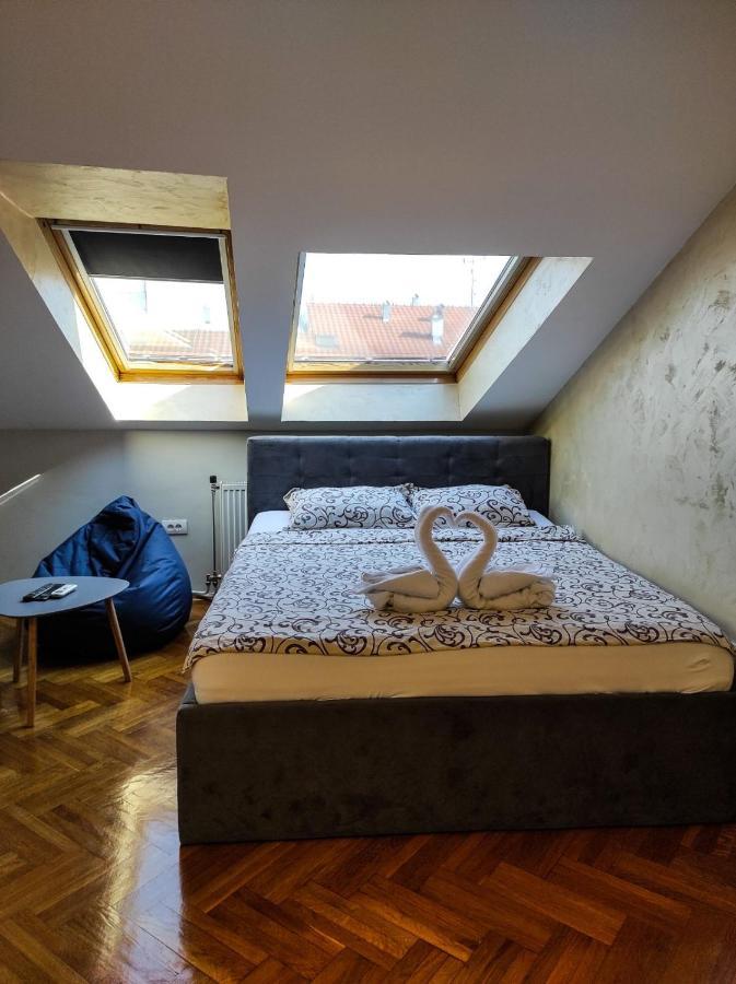 Apartmani Jasmin โนวีซาด ภายนอก รูปภาพ