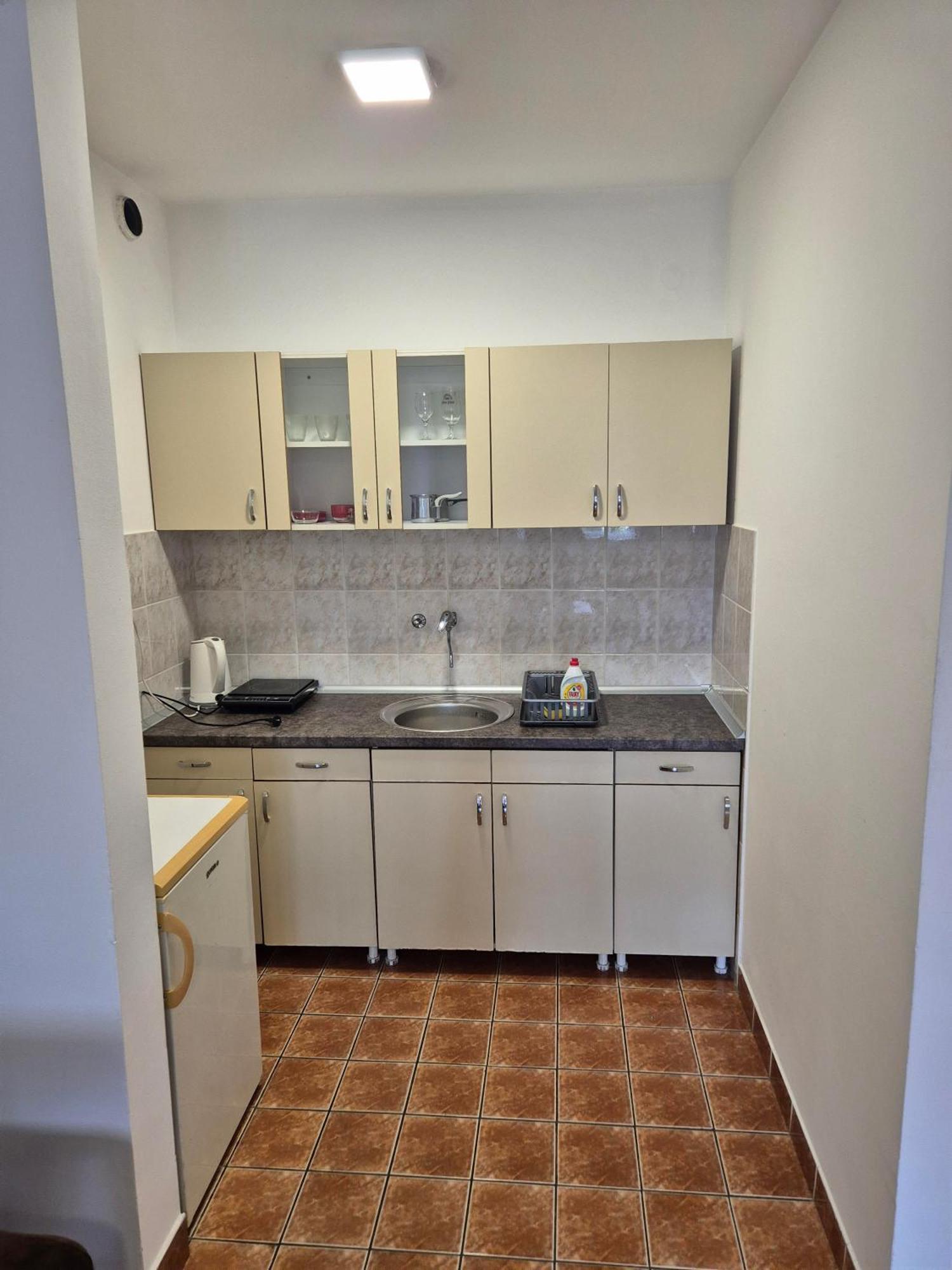 Apartmani Jasmin โนวีซาด ภายนอก รูปภาพ
