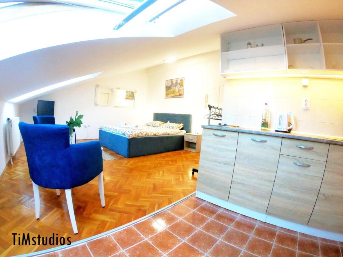 Apartmani Jasmin โนวีซาด ภายนอก รูปภาพ