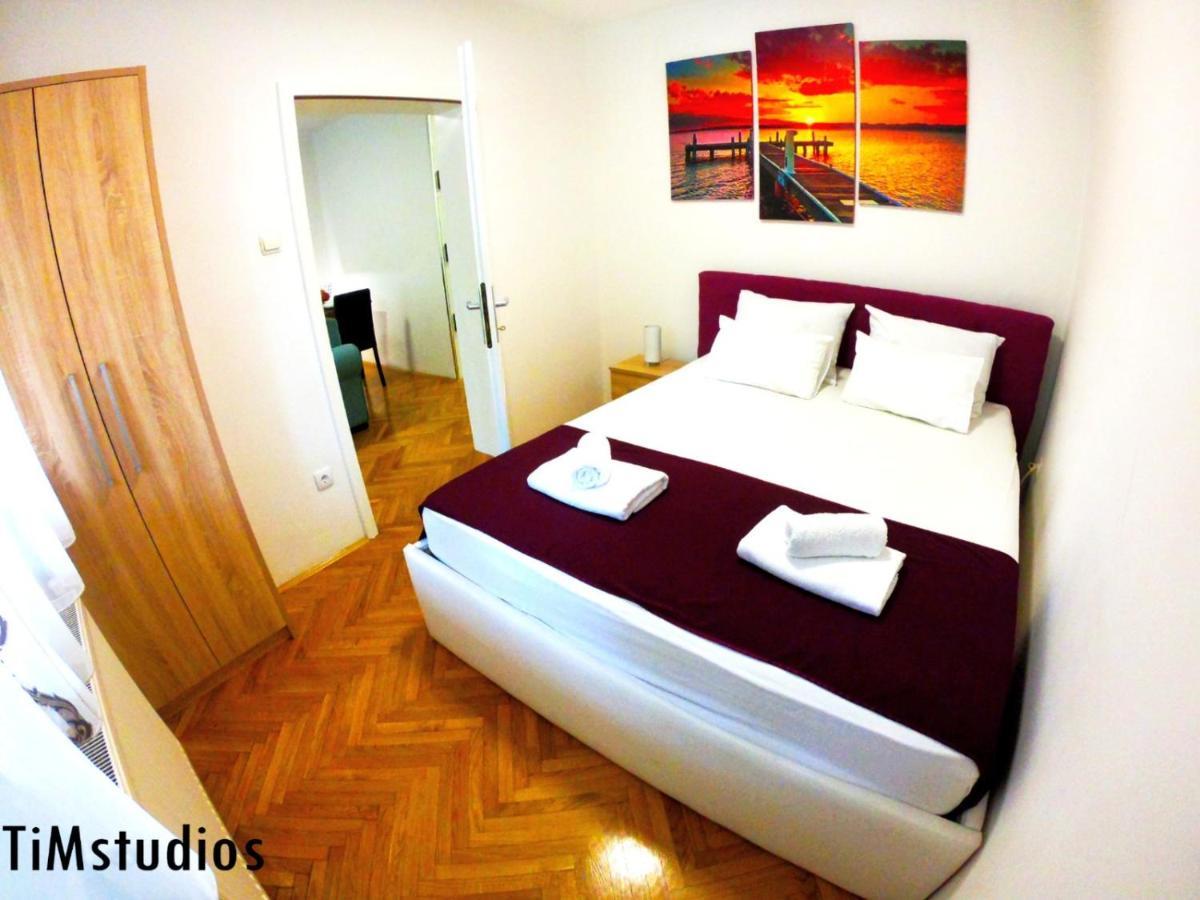 Apartmani Jasmin โนวีซาด ภายนอก รูปภาพ