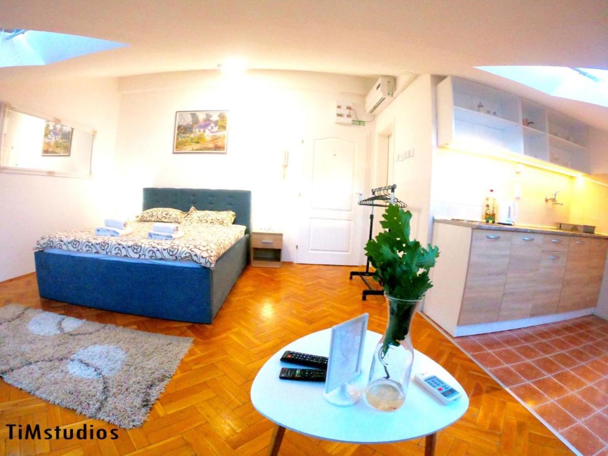 Apartmani Jasmin โนวีซาด ภายนอก รูปภาพ
