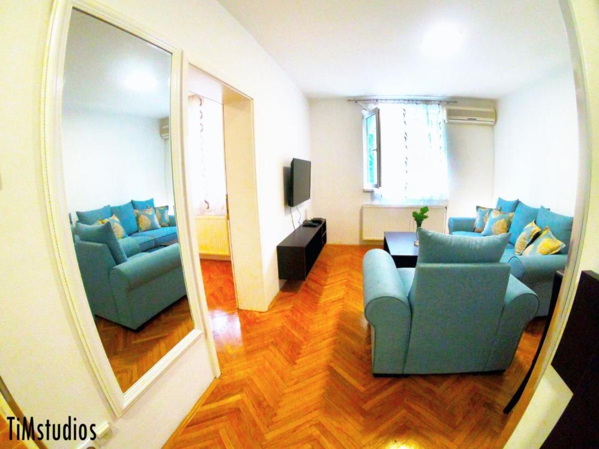 Apartmani Jasmin โนวีซาด ภายนอก รูปภาพ