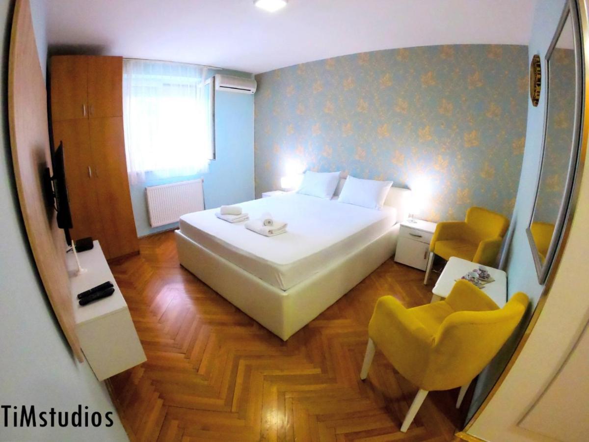 Apartmani Jasmin โนวีซาด ภายนอก รูปภาพ